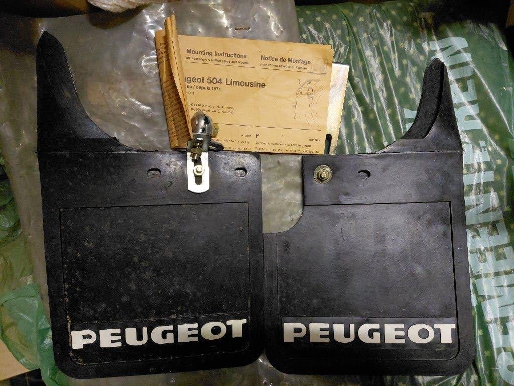Berline Peugeot 504 à partir de 71 garde-boue arrière, Enlèvement, Neuf, Peugeot