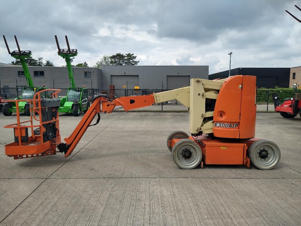 Hoogwerker JLG E300 AJP (498), Enlèvement, Utilisé, Électrique