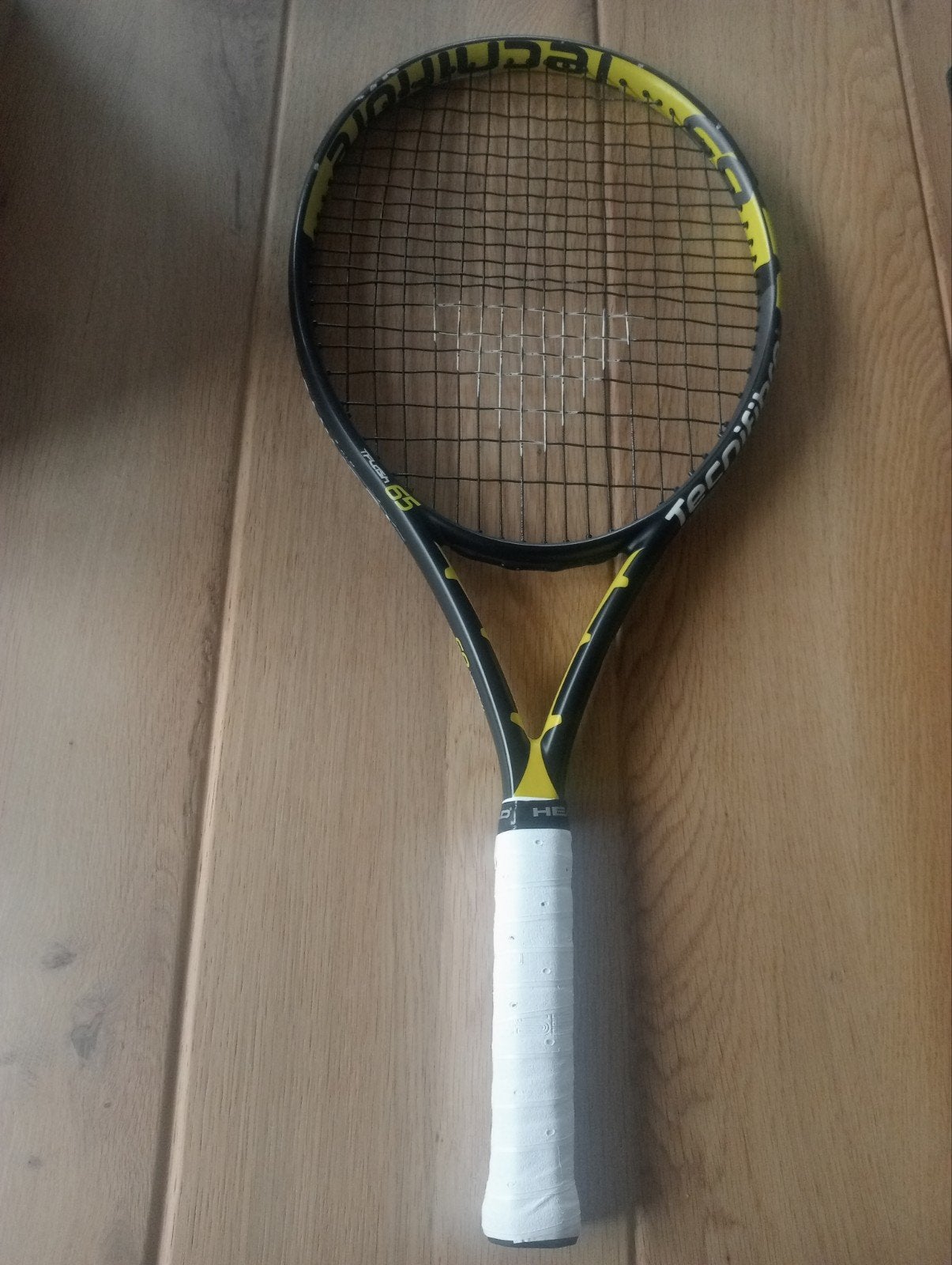 Tecnifibre TFlash 65 tennisracket zeer goede staat, Sport en Fitness, Gebruikt, L1, Racket, Ophalen