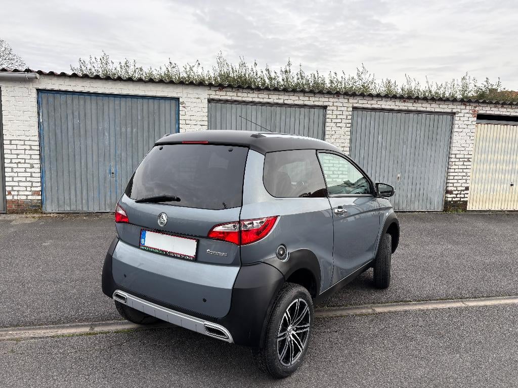 AIXAM CROSSOVER PREMIEM BJ 2020 28000 KM CAMERA ACHTER, Autos, Cuir, Achat, Entreprise, Entretenue par le concessionnaire