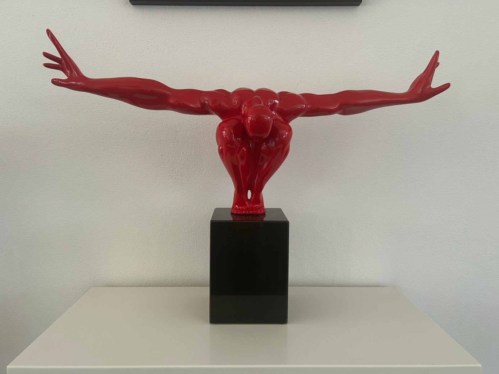 Red man athlete, Antiek en Kunst, Kunst | Designobjecten, Ophalen, Beeld, Rood