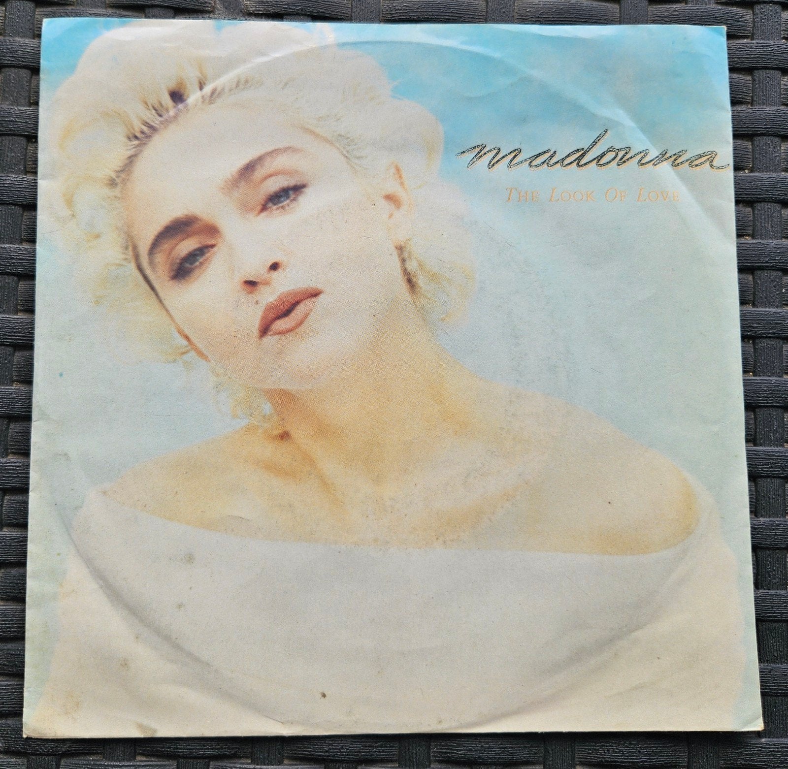 Madonna 1987 Le regard de l'amour, Enlèvement ou Envoi, Pop