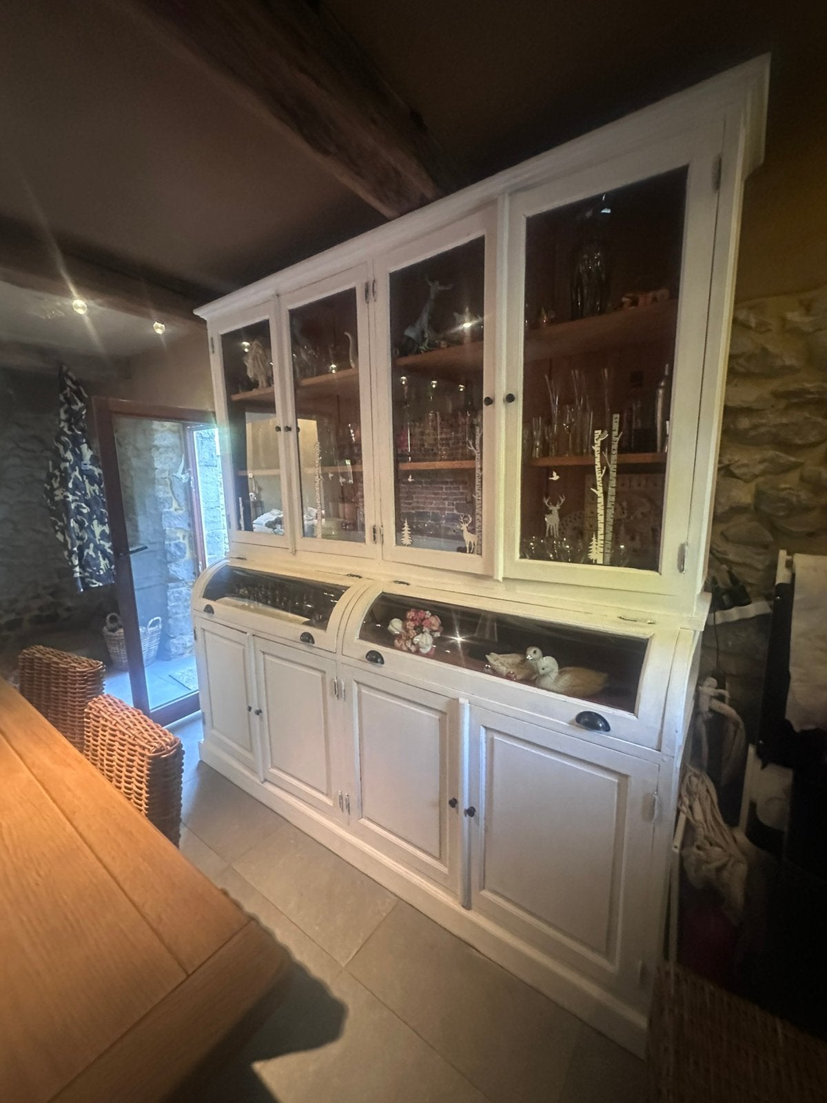 Magnifique vaisselier ancien en bois peint blanc, Teck, Avec porte(s), 200 cm ou plus, Enlèvement