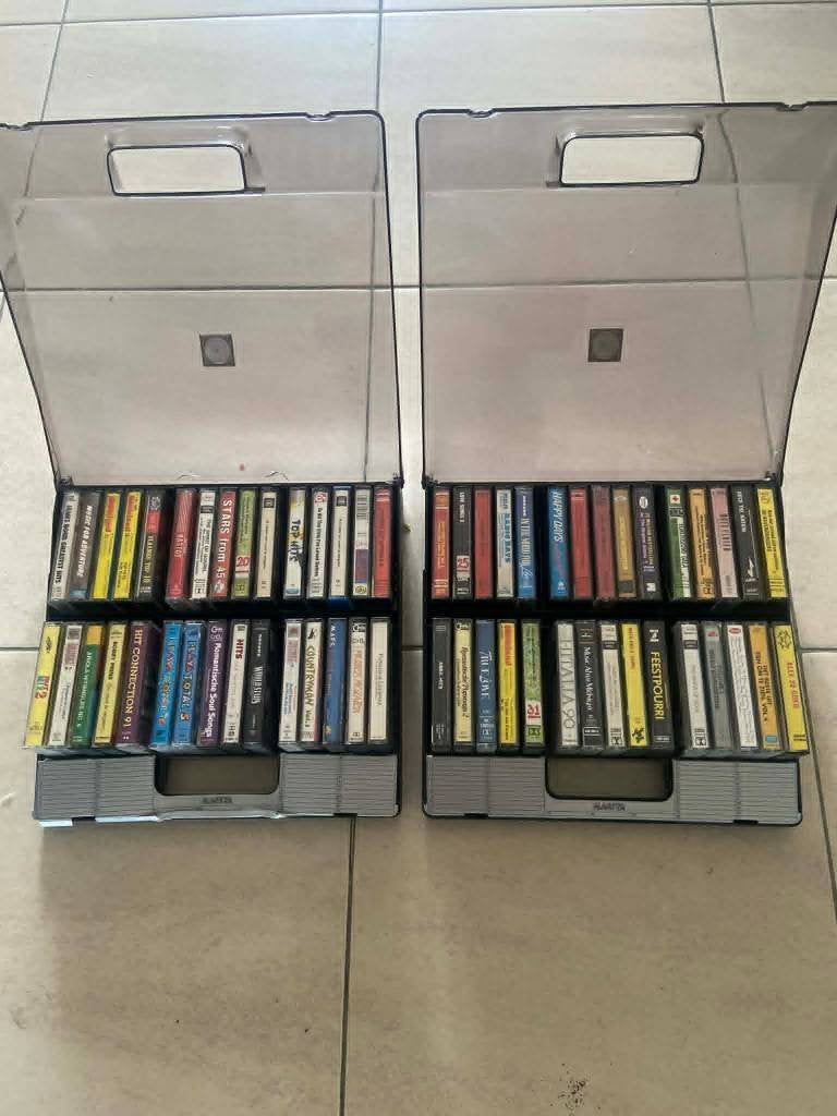 6 opbergkoffers voor cassettes, Ophalen of Verzenden, Gebruikt