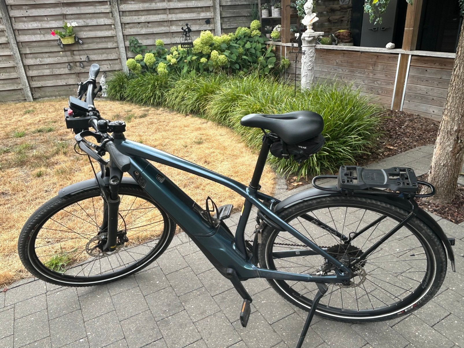 Specialized vado, Autres marques, 51 à 55 cm, 50 km par batterie ou plus, Comme neuf