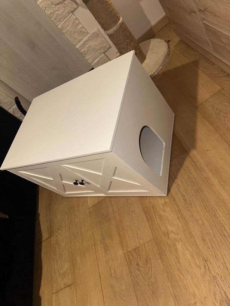 Armoire a litière, Ophalen, Gebruikt, Gesloten