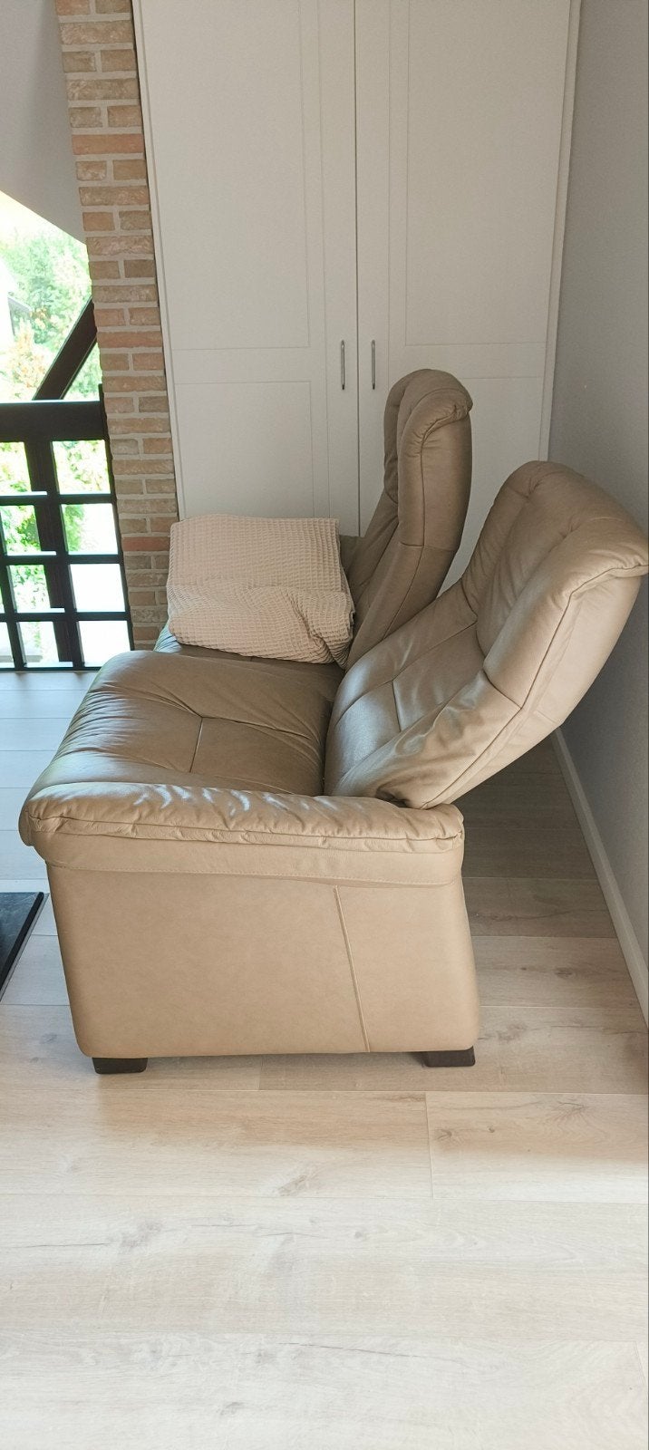Siège 2 places en cuir Stressless, Maison & Meubles, Klassiek, Banc droit, Comme neuf, Enlèvement