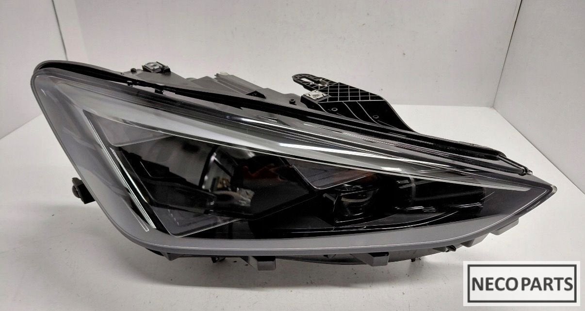 CUPRA FORMENTOR FACELIFT MATRIX LED KOPLAMP 5FG941036A, Autos : Pièces & Accessoires, Éclairage, Autres marques automobiles, Utilisé