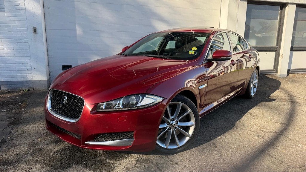 JAGUAR XF, Auto's, Automaat, Zwart, 2993 cc, https://public.car-pass.be/vhr/016d044a-cf75-458f-b70f-bbff26c88b0f