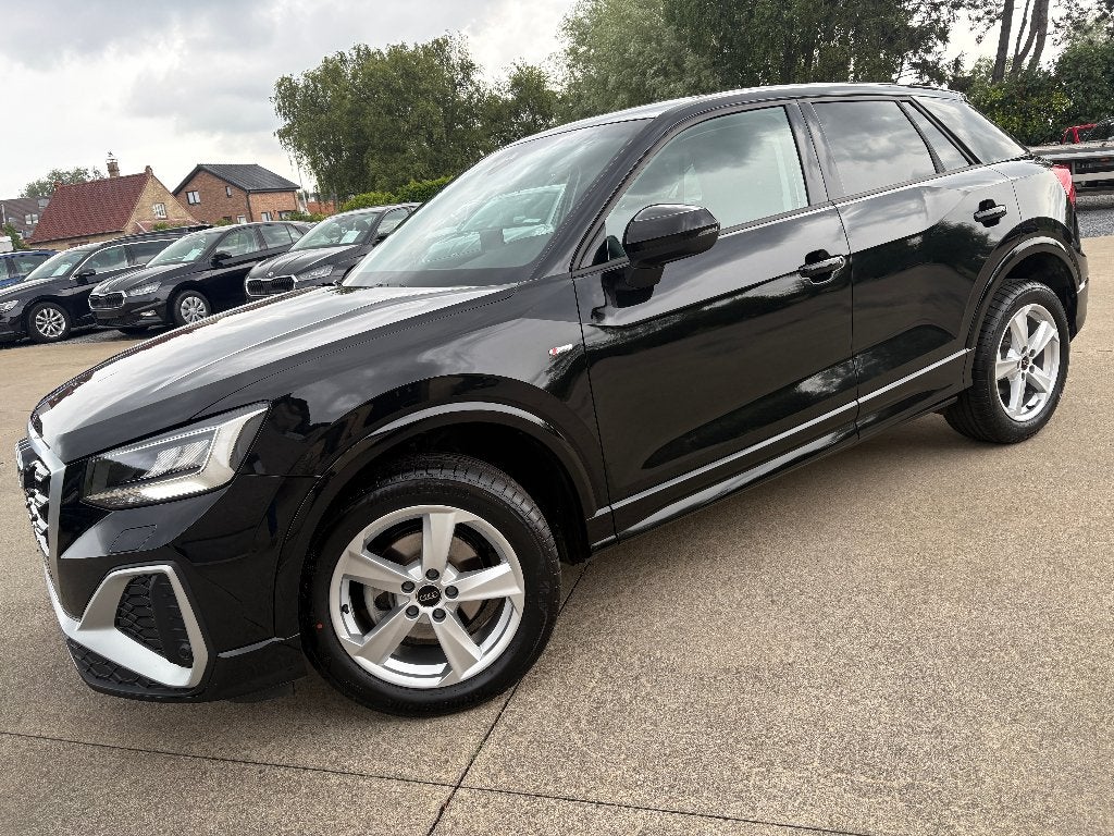 Audi Q2 1.5 TFSI Bj 2025 S-line S TRONIC/Automatique/Cuir, Autos, Audi, Cuir, Achat, Entreprise, Noir