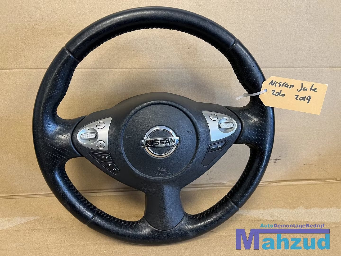 NISSAN JUKE F15 Stuurwiel stuur met airbag 2010-2019, Takashima 1-chome 1-1
220-8686  Yokohama, NISSAN_SR@mail.nissan.co.jp, Nissan