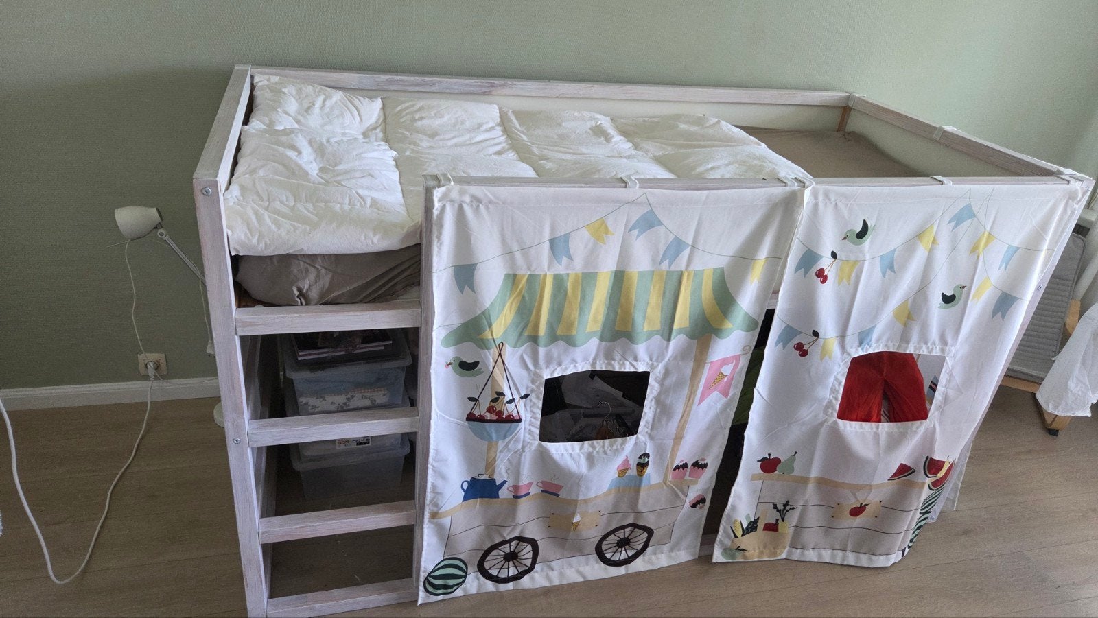 Ikea keerbaar kura bed, Ophalen