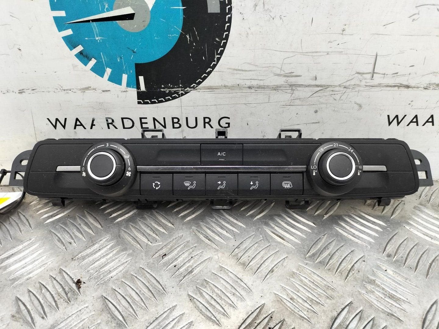 PEUGEOT EXPERT KACHEL BEDIENINGSPANEEL 98081722ZD 2018, Enlèvement ou Envoi, Utilisé, ARN reconnu