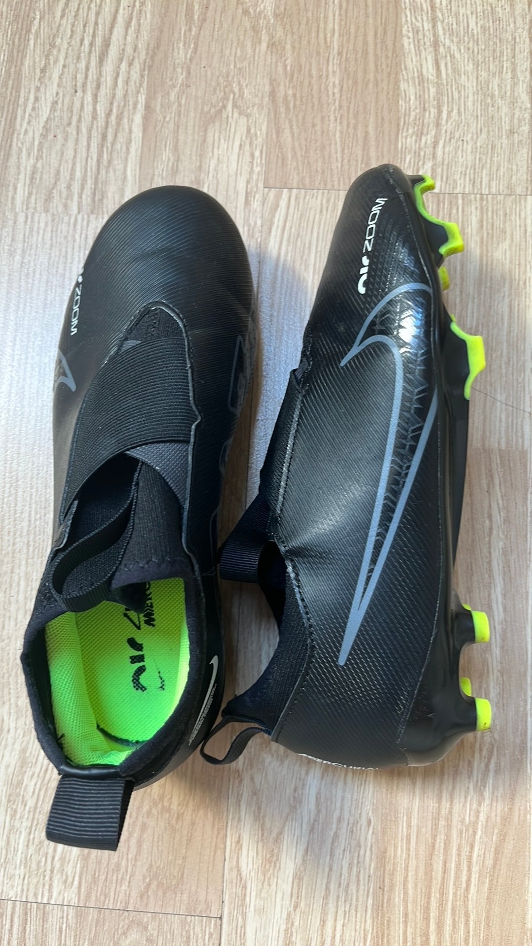 Voetbal schoenen nike zoom mercurial vapor 15 academy, Enlèvement, Comme neuf, Chaussures