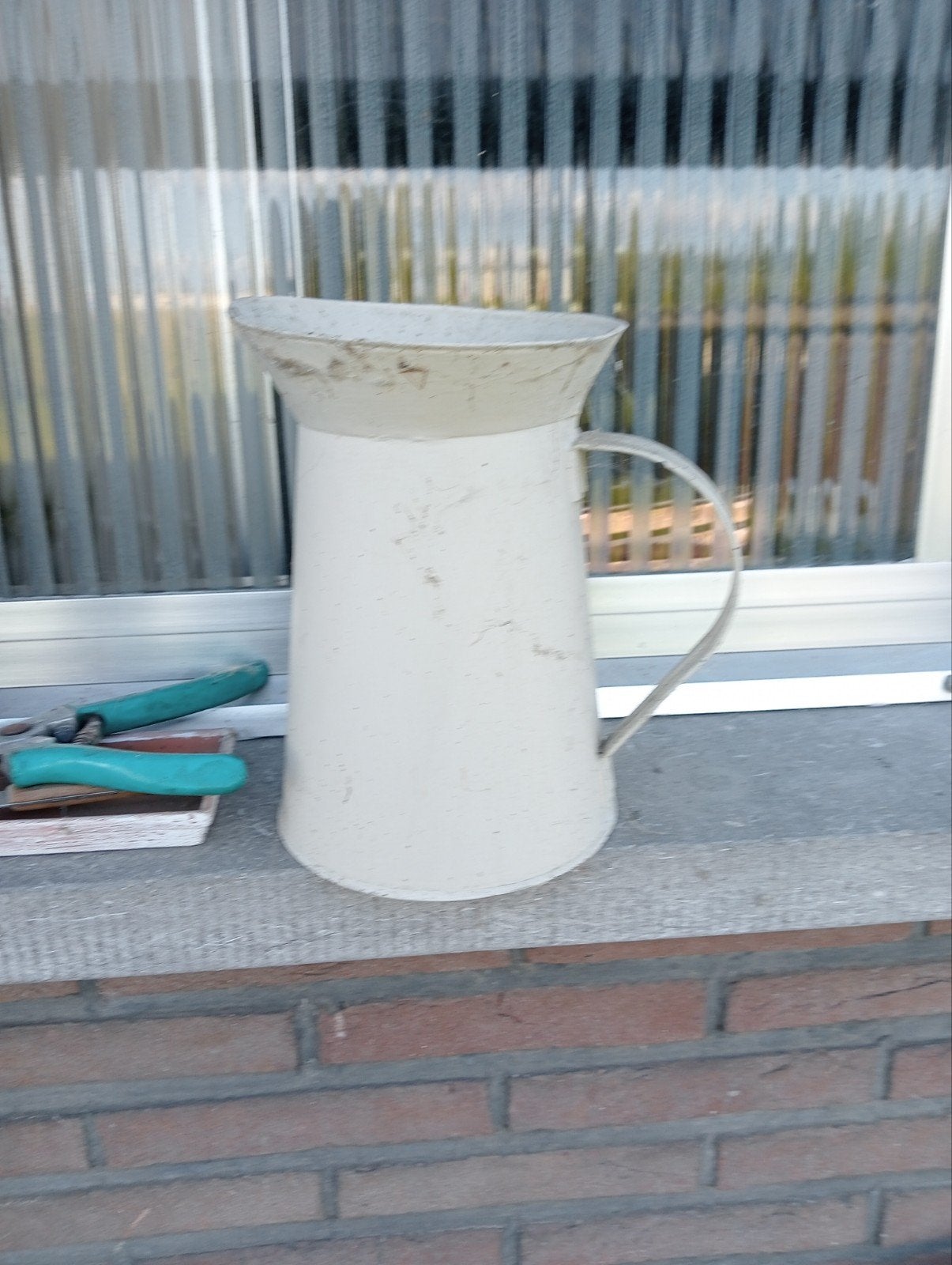 Pot à lait ancien, Enlèvement ou Envoi