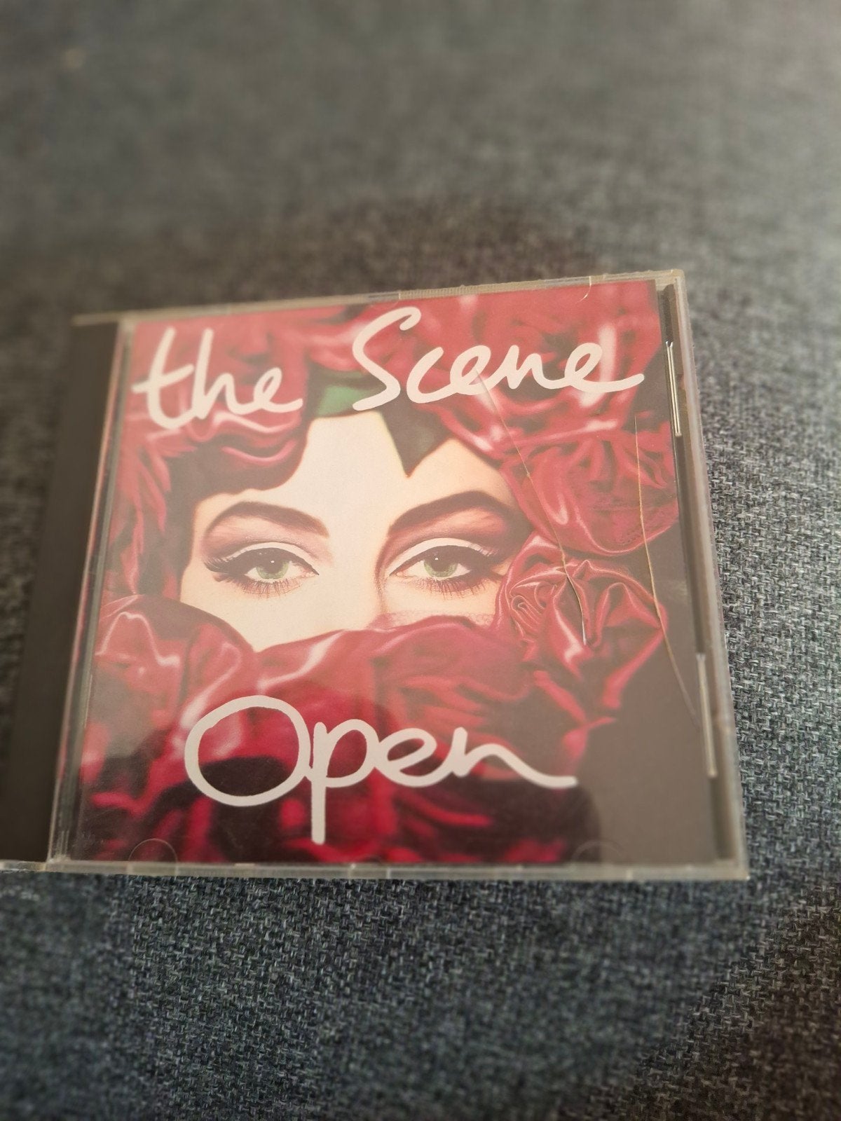Cd the scene, Enlèvement ou Envoi