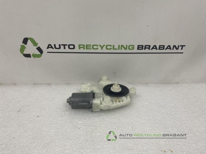 Moteur de vitre portière d'un Volkswagen Golf, -, 3 mois de garantie, Utilisé, -