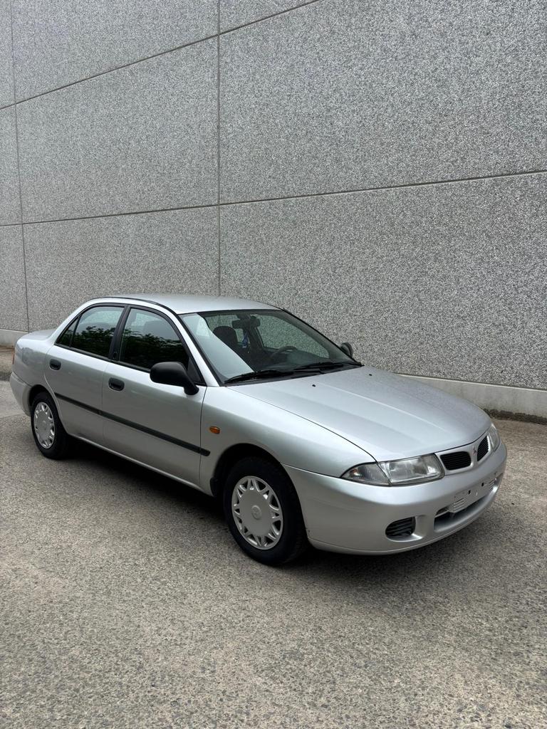 Mitsubishi carsima, Autos, Argent ou Gris, Achat, 4 portes, Boîte manuelle