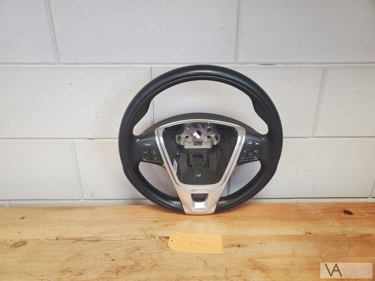 Volvo V40 2012 - 2018 stuurwiel R design nette staat €100, -, -, -, Enlèvement ou Envoi