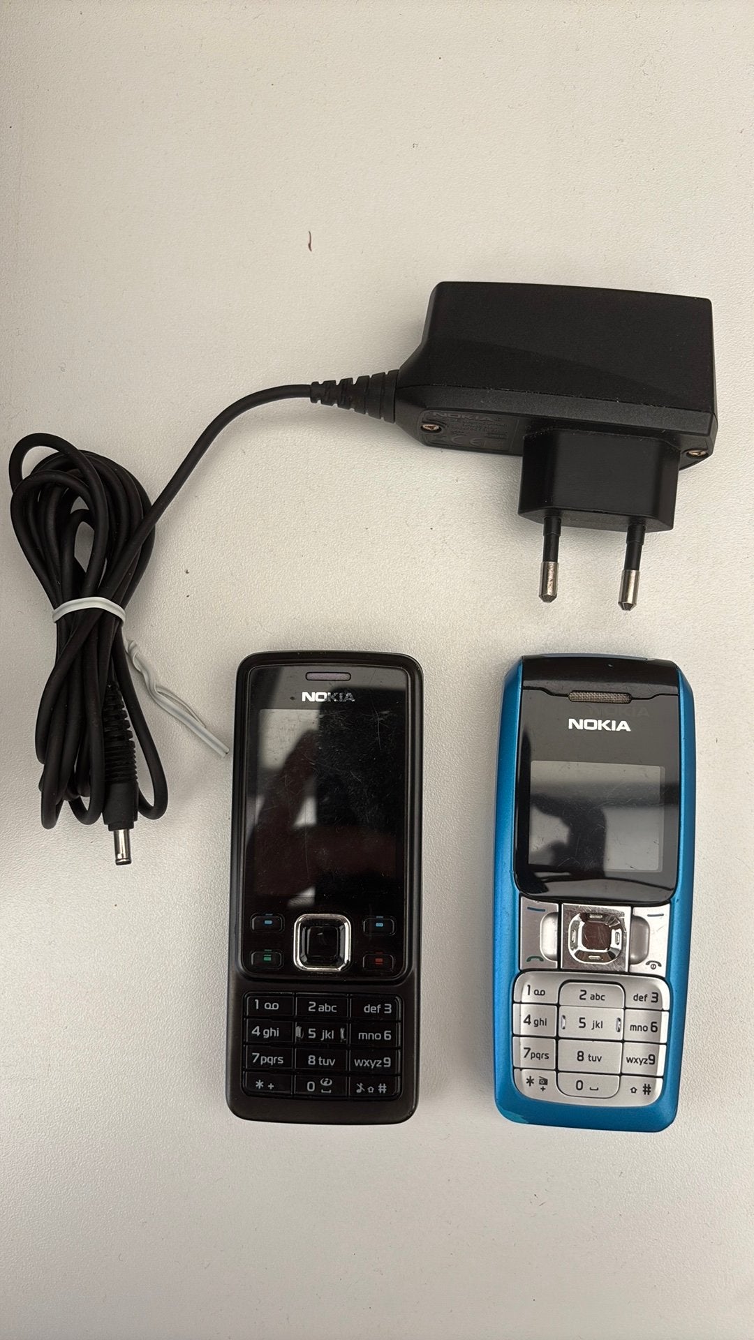Twee Nokia gsm’s, Télécoms, Enlèvement, Utilisé, Sans simlock