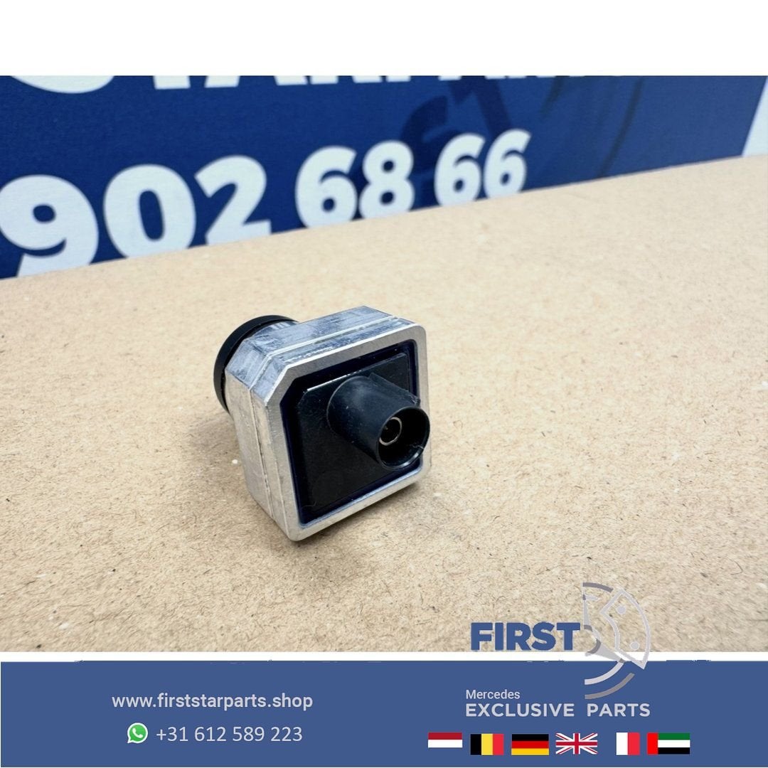 A0009059312 360 CAMERA VOORZIJDE W177 W247 W118 W205 W206 H2, Utilisé, -, -, Enlèvement ou Envoi