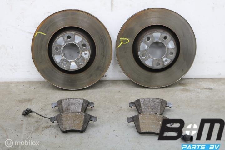 Remschijven + blokken voorzijde Audi A6 4F 4F0615301E, Utilisé