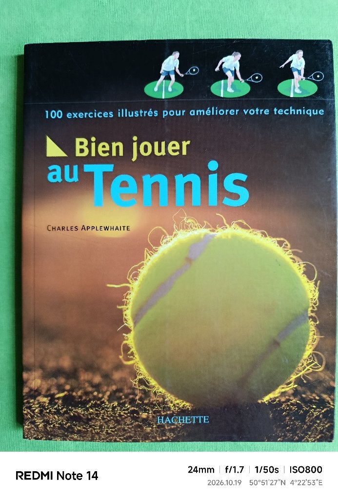 Bien jouer au tennis: 100 exercices illustrés, Ophalen of Verzenden, Zo goed als nieuw, Overige typen