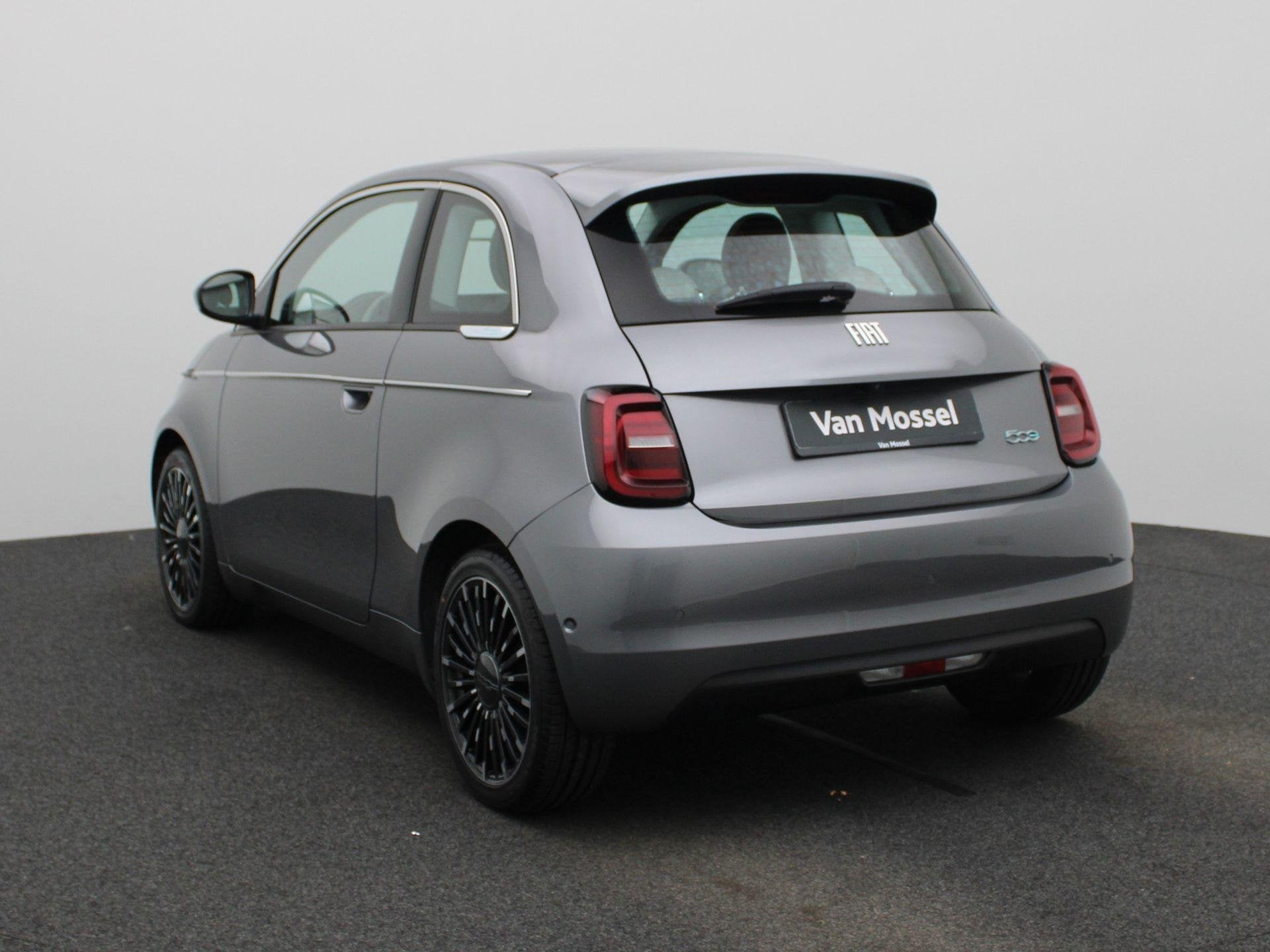Fiat 500e 500e 42 kWh La Prima by Bocelli, Auto's, Fiat, 4 zetels, 1365 kg, https://public.car-pass.be/vhr/b33617a4-e429-45c6-8d3c-dbb43e20bcdd