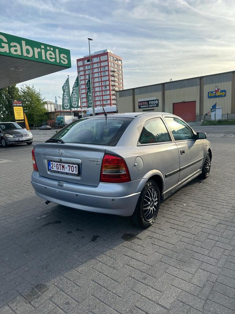 Opel Astra 1.6 benzine automaat, Auto's, Bedrijf, Te koop, Radio