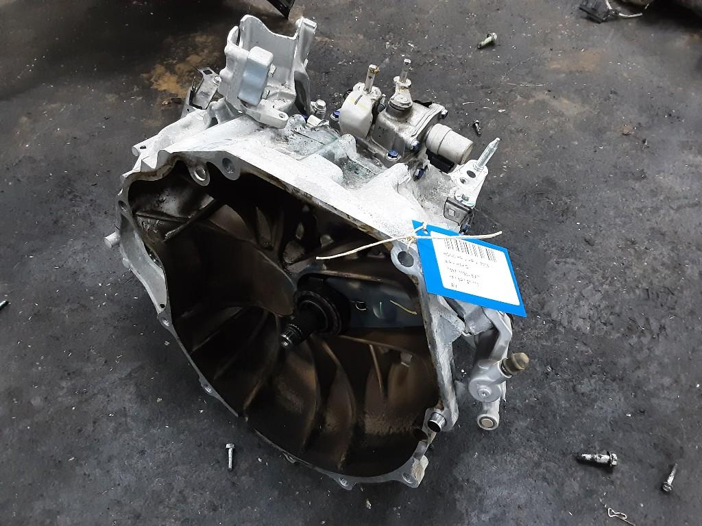 VERSNELLINGSBAK Honda HR-V (RU) (01-2015/-) (E5HJ2200572), Auto-onderdelen, Gebruikt, Honda