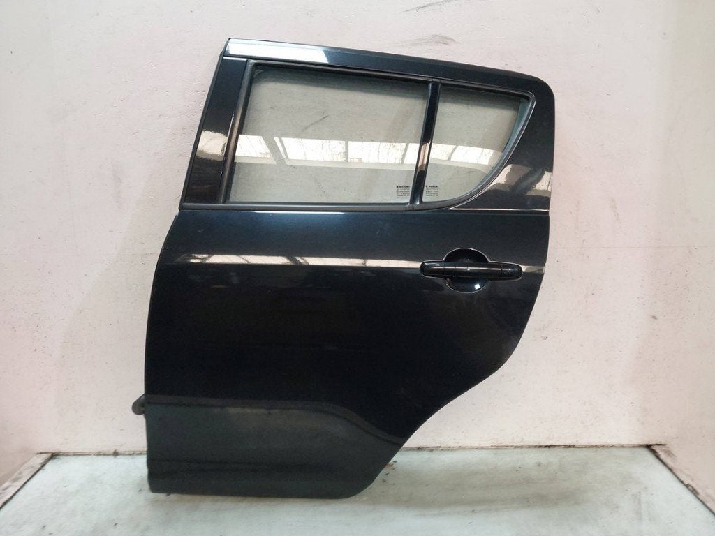 PORTIER LINKS ACHTER Swift (ZA / ZC / ZD) (|6800468L01|), Auto-onderdelen, Dhr. J. Ham, Gebruikt, Deur, Administratie@autoham.nl