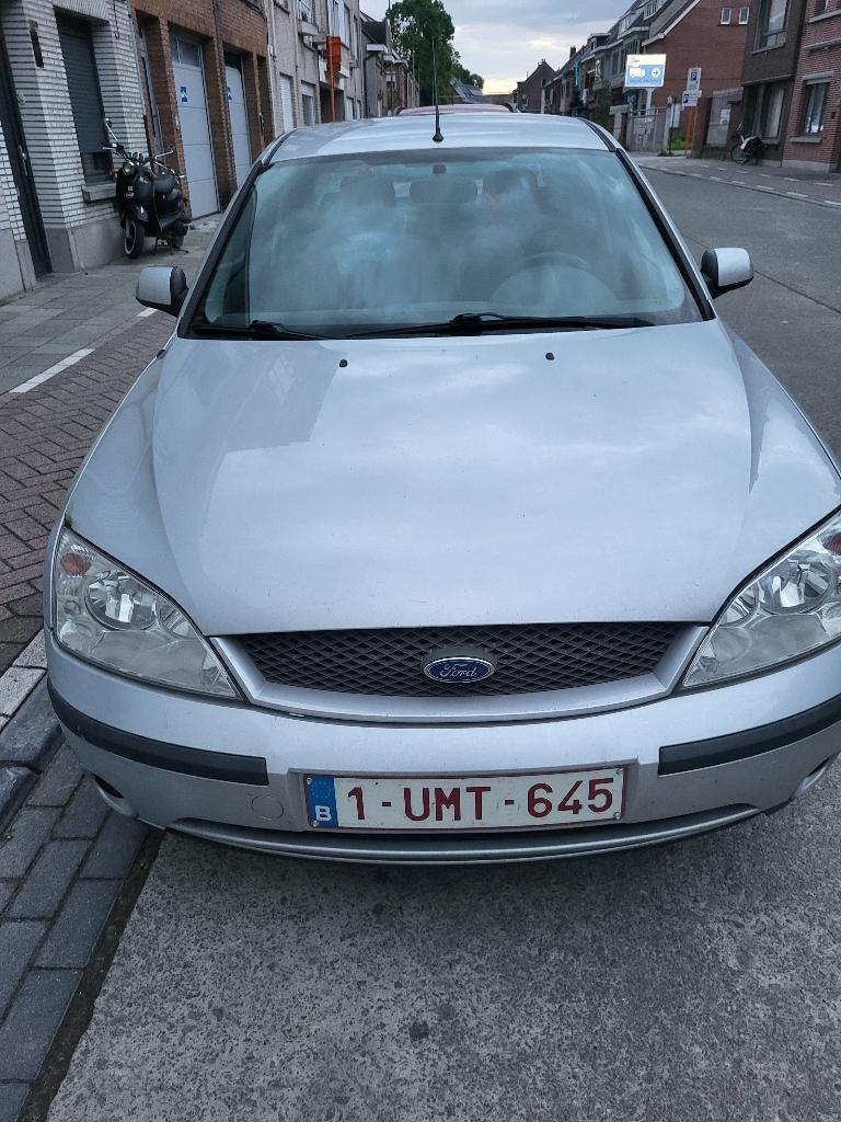 Fort mondeo, Autos, Ford, Argent ou Gris, Achat, Mondeo, Boîte manuelle