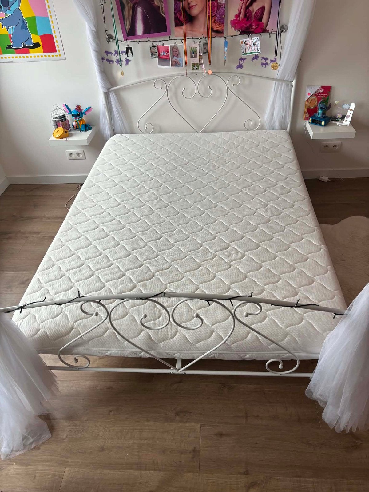 Matras 140x200, Huis en Inrichting, Slaapkamer | Matrassen en Bedbodems, Ophalen, Zo goed als nieuw, Twijfelaar, Matras