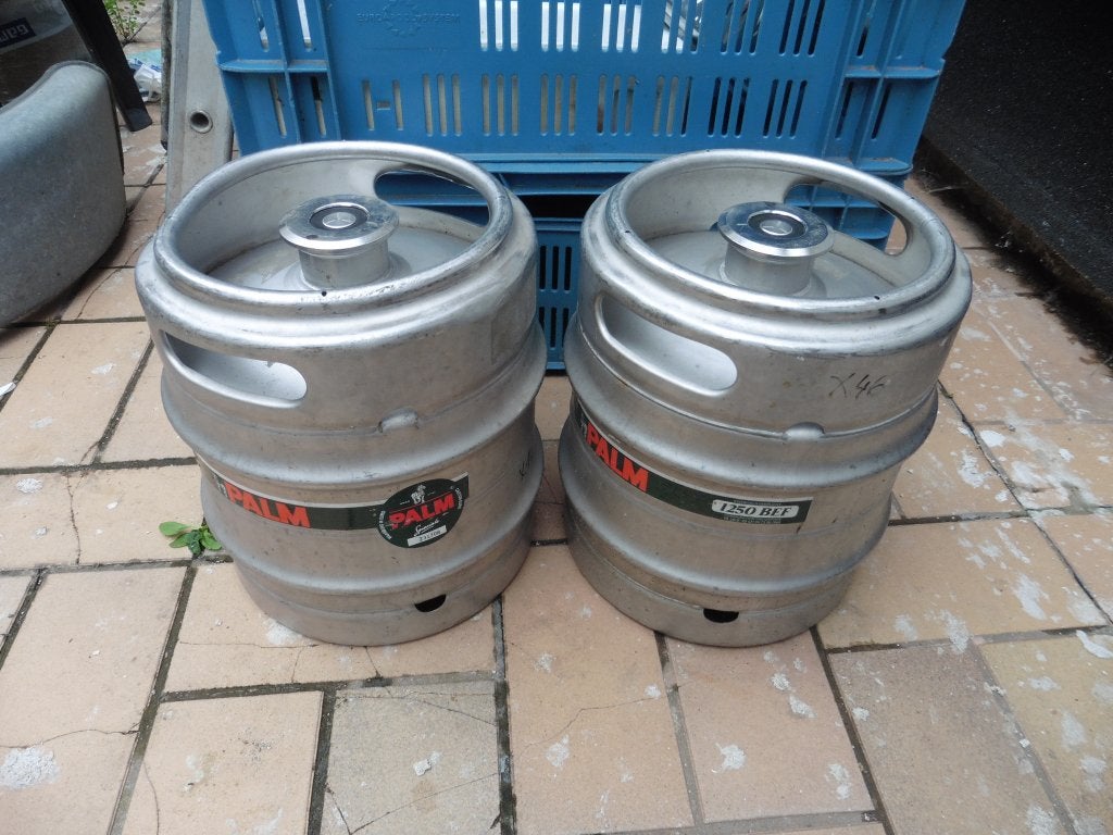 fûts de bière (7 disponibles), Enlèvement, Utilisé, Autres types
