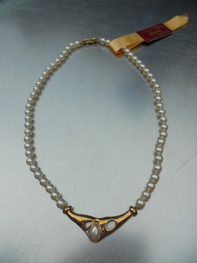 Kort vintage parelhalssnoer "Perlas AMI" Mallorca jaren 1970, Handtassen en Accessoires, Kettingen, Zo goed als nieuw, Overige materialen