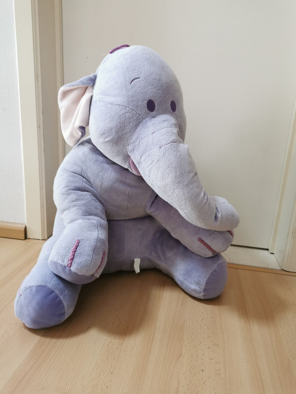 knuffel olifant, Kinderen en Baby's, Paars, Ophalen of Verzenden, Zo goed als nieuw, Middelgroot (20 tot 80 cm)