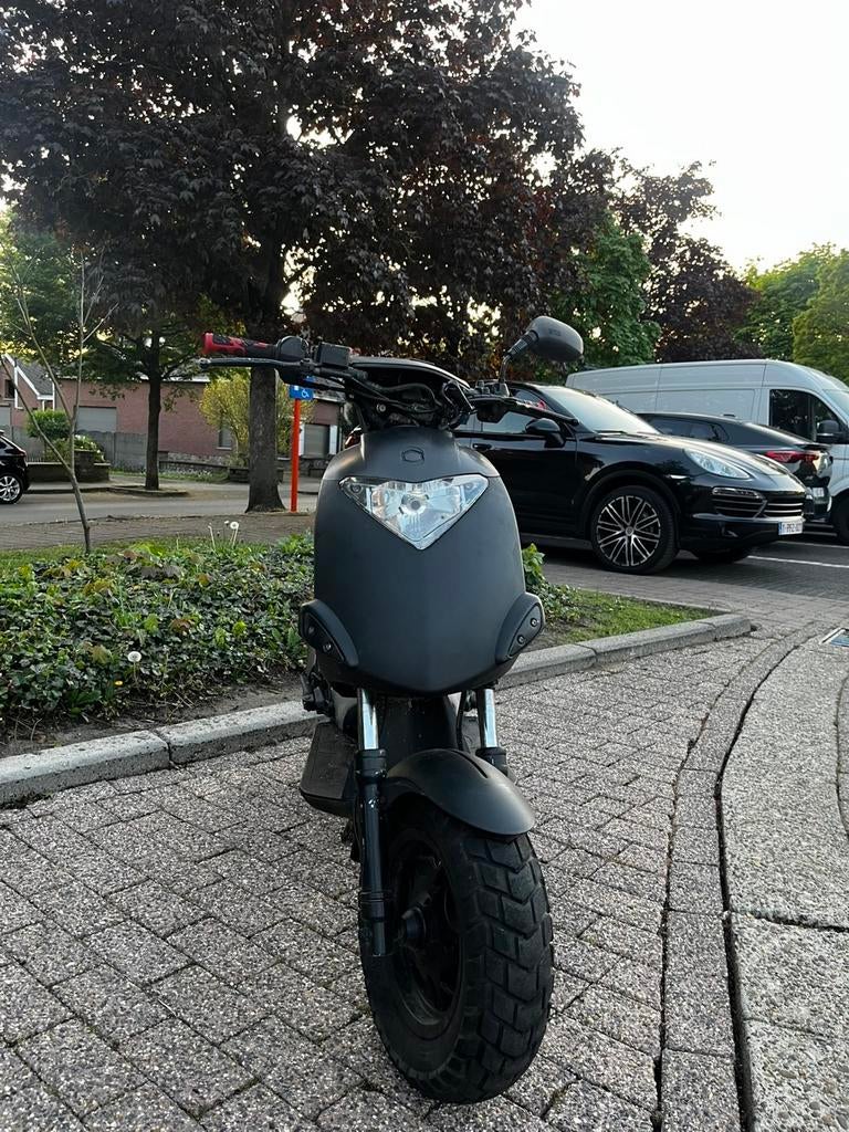A klasse scooter, Enlèvement