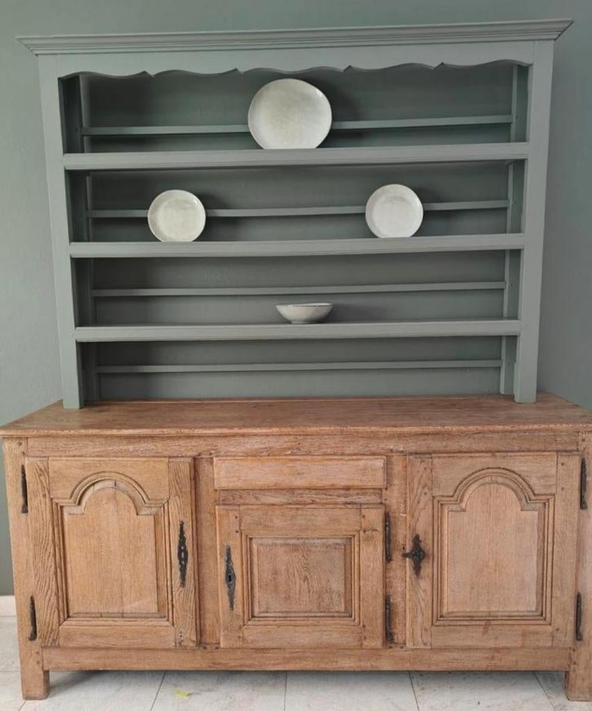Buffet & vaisselier en chêne blanchi, Chêne