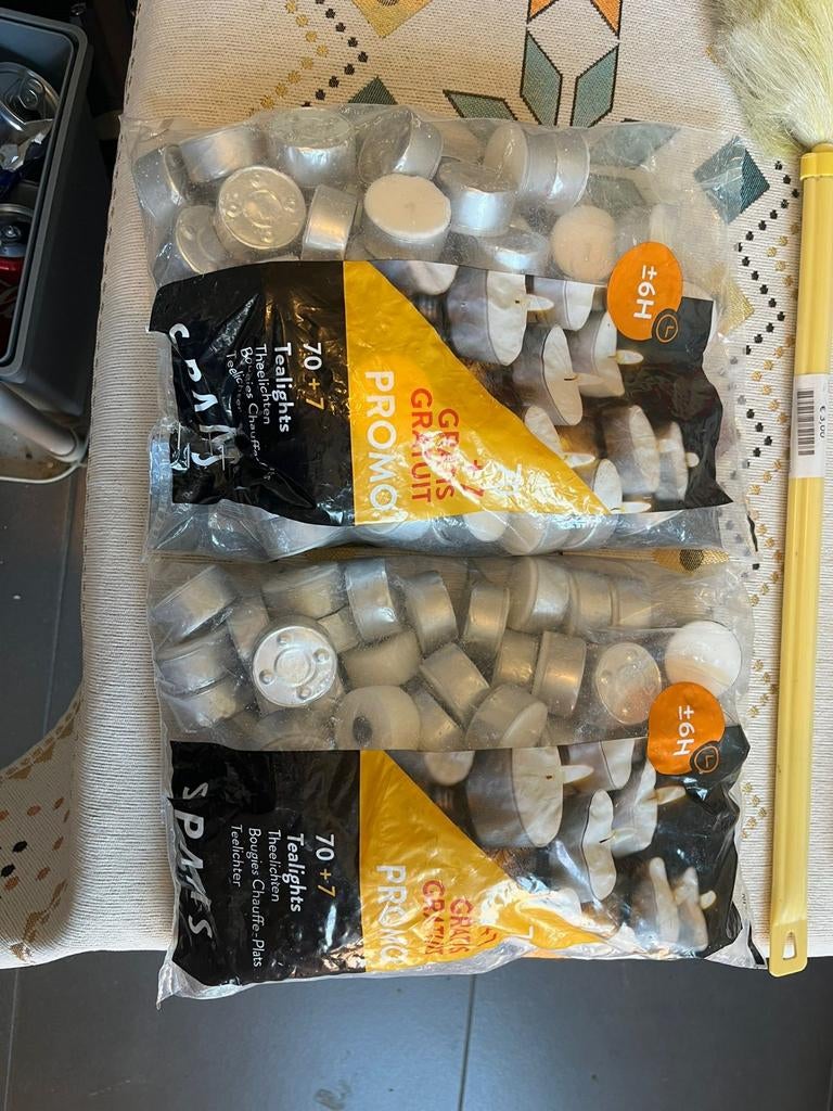 2 zakken theelichtjes nieuw, Ophalen, Overige materialen, Wit, Nieuw