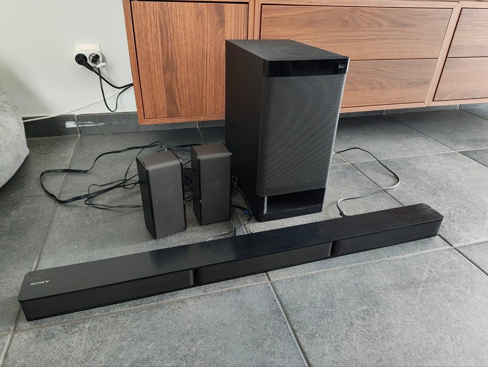 Sony soundbar met subwoofer en 2 losse speakers, Ophalen, Bluetooth, Zo goed als nieuw