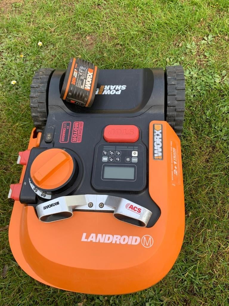 Robotmaaier + hindernissensor, Tuin en Terras, Robotmaaiers, Gebruikt, Bestuurbaar via app, Ophalen