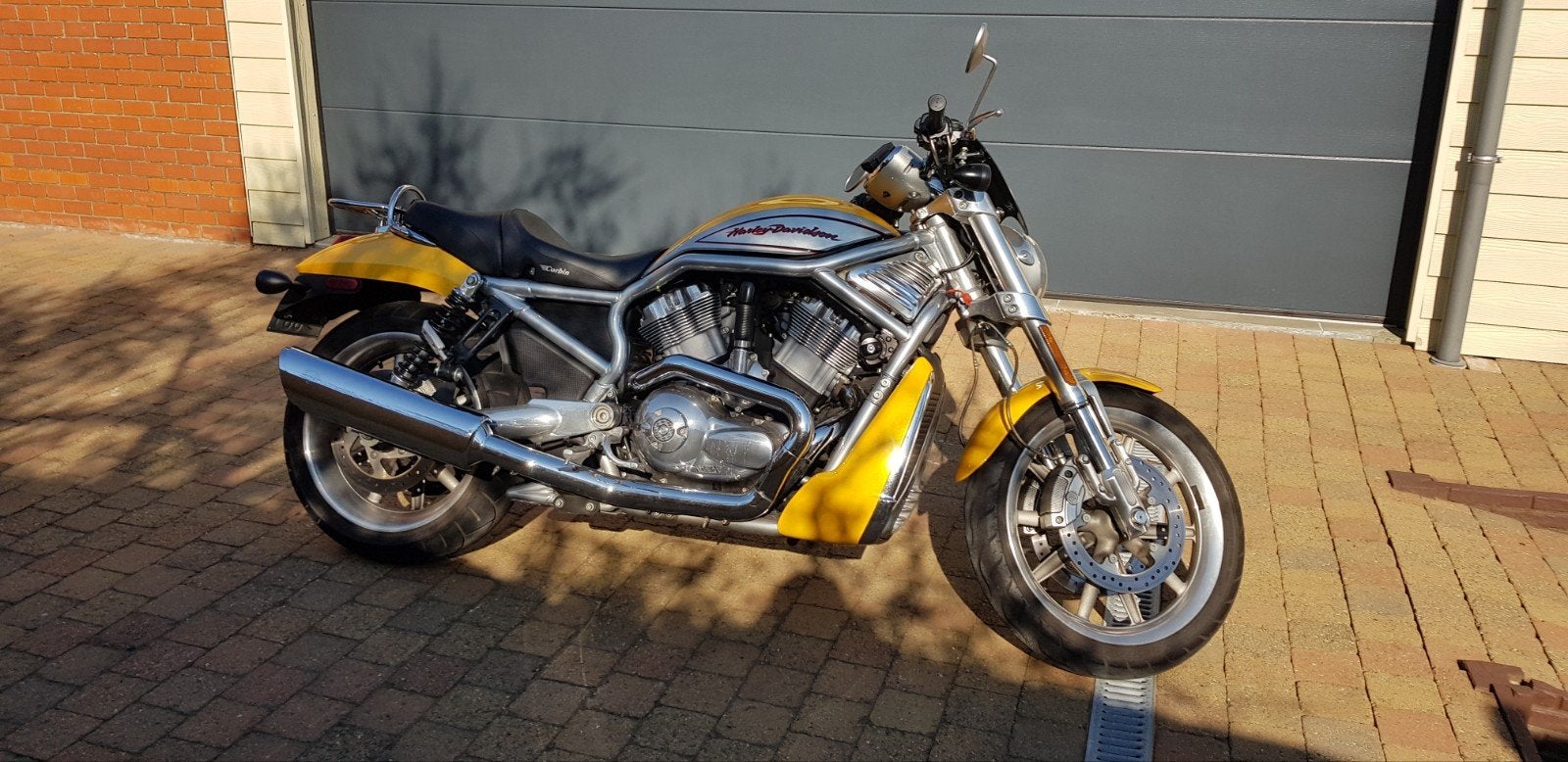 Harley Davidson Street Rod, Motoren, Particulier
