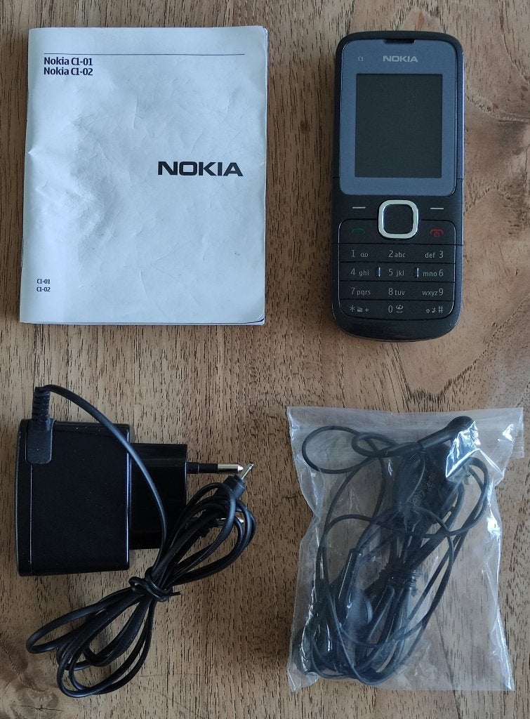 Nokia C1-01-Bruin 108(H) x45(B) x14,65(D) mm, Télécoms, Avec simlock (verrouillage SIM), Moins de 3 mégapixels, Enlèvement ou Envoi