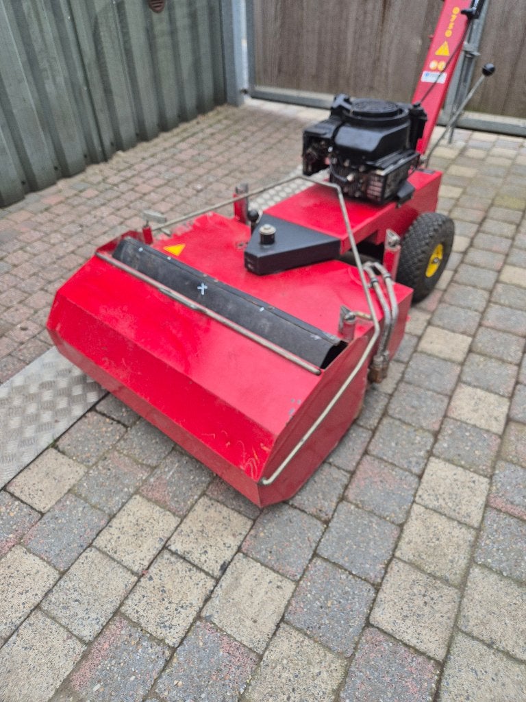 Veegmachine Sweep gs-0750 hydraulische borstelaandrijving, Ophalen, Gebruikt, Sweep