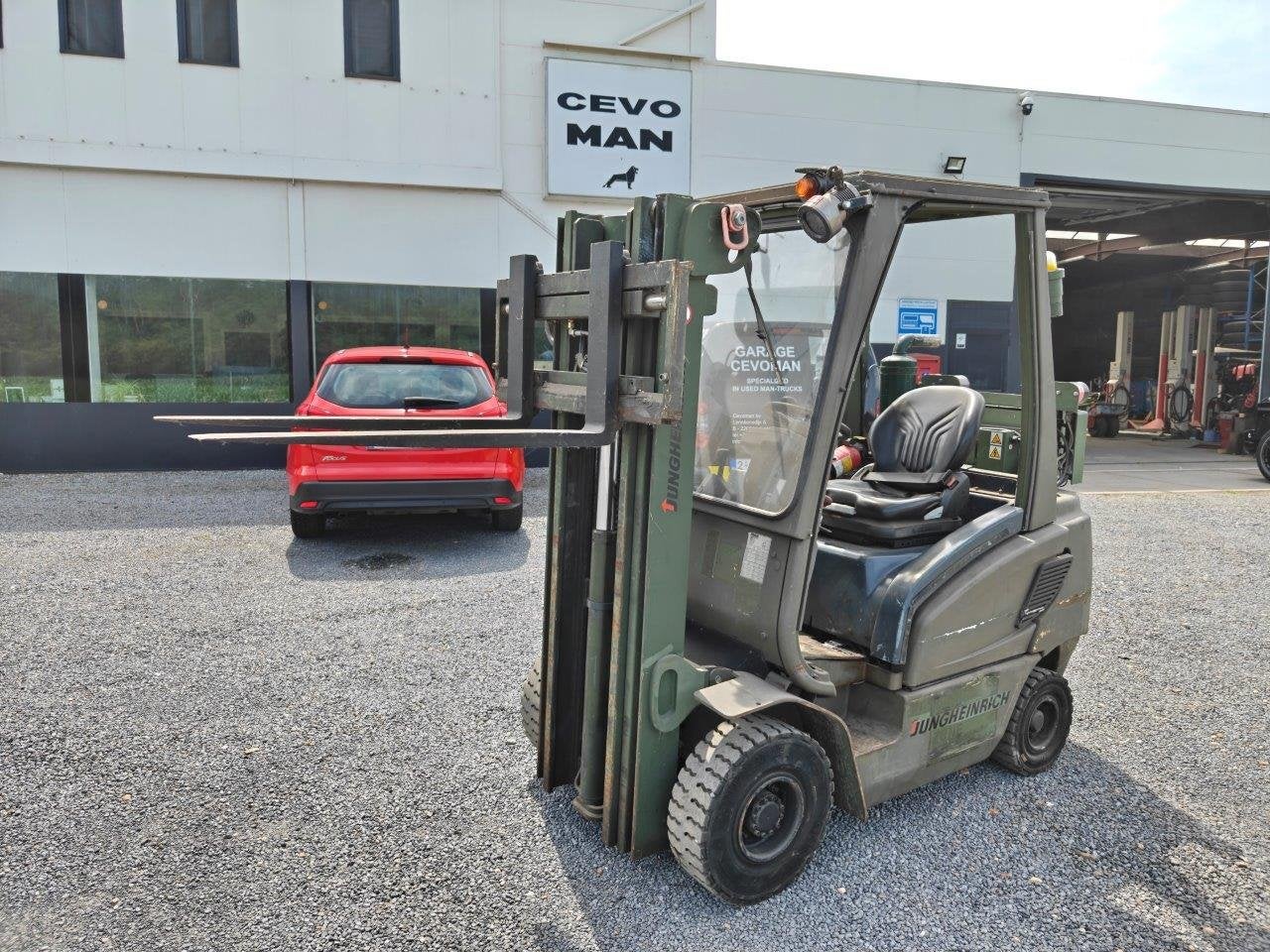 Jungheinrich DFG20 AK Heftruck 1800kg Side shift / Free-lift, Zakelijke goederen, Machines en Bouw | Heftrucks en Intern transport