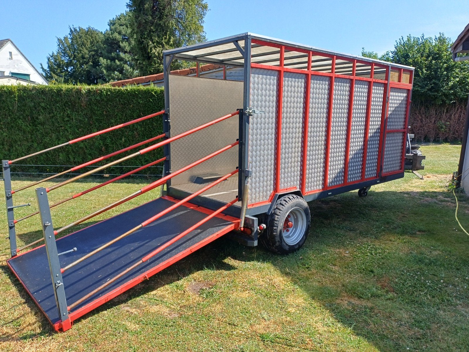 compact veewagen trailer, Animaux & Accessoires, Chevaux & Poneys | Semi-remorques & Remorques, Enlèvement