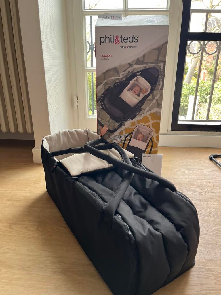 Phil&Teds Cosy&Carry babydraagtas, Enfants & Bébés, Buggys, Enlèvement