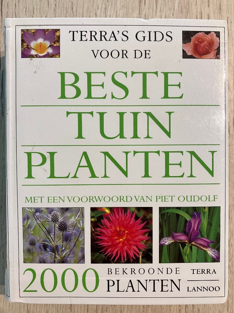 Boek : Terra's Gids voor de Beste Tuinplanten !, Ophalen of Verzenden, Zo goed als nieuw, Piet Oudolf, Tuinieren en Tuinplanten