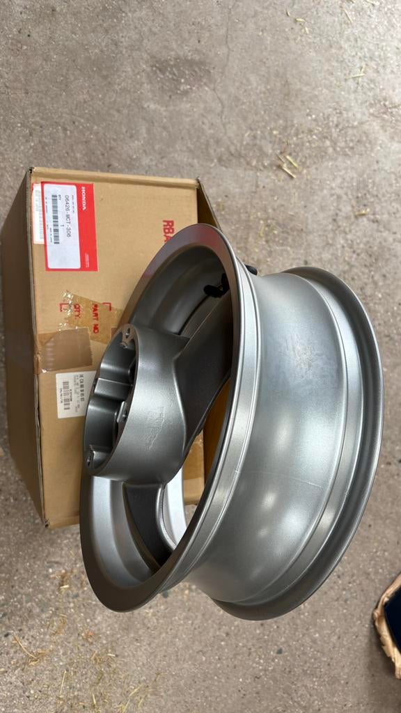 Honda Fjr 400 Silverwing Nos onderdelen, Motoren, Ophalen of Verzenden