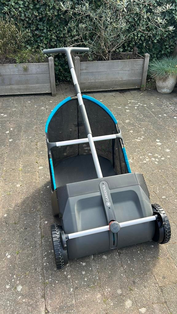 GARDENA Blad- en gazonzuigmachine, Tuin en Terras, Verticuteermachines, Ophalen, Zo goed als nieuw